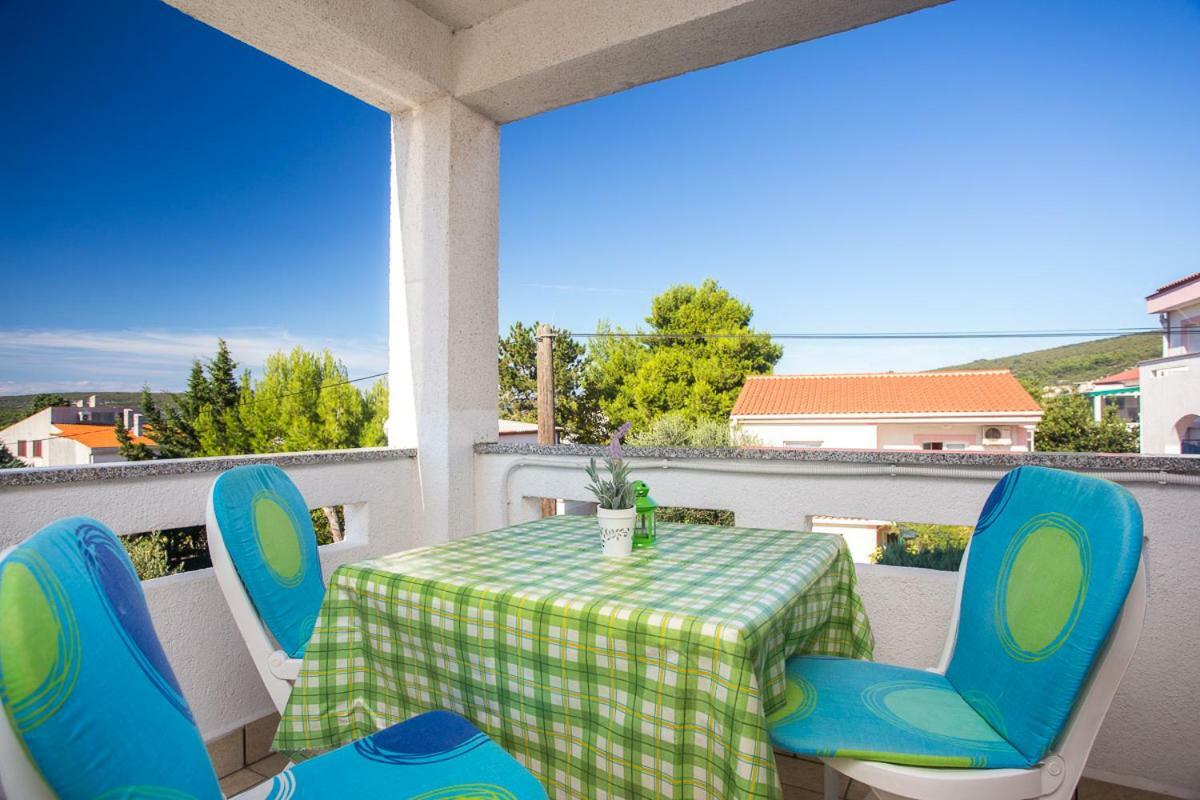 1-Bedroom Apartment With Loggia In Punat Island Krk Екстериор снимка