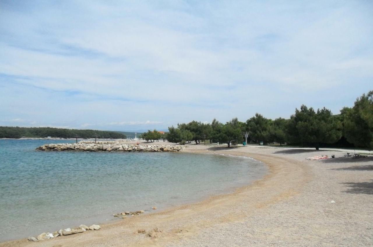 1-Bedroom Apartment With Loggia In Punat Island Krk Екстериор снимка
